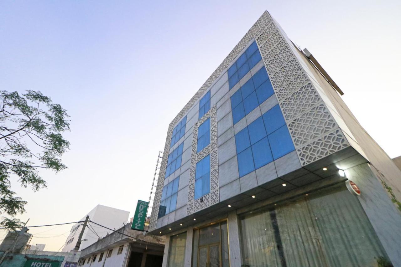 Hotel D'Capitol - Delhi Airport Νέο Δελχί Εξωτερικό φωτογραφία
