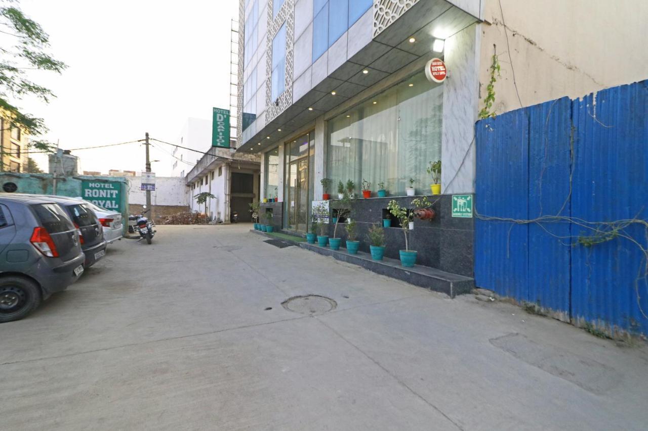 Hotel D'Capitol - Delhi Airport Νέο Δελχί Εξωτερικό φωτογραφία