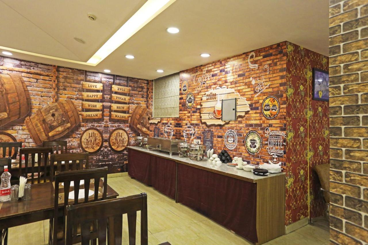 Hotel D'Capitol - Delhi Airport Νέο Δελχί Εξωτερικό φωτογραφία