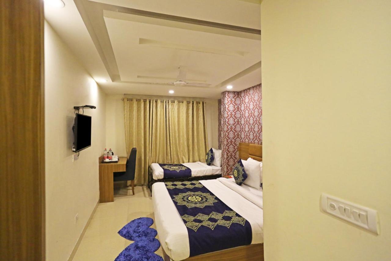 Hotel D'Capitol - Delhi Airport Νέο Δελχί Εξωτερικό φωτογραφία
