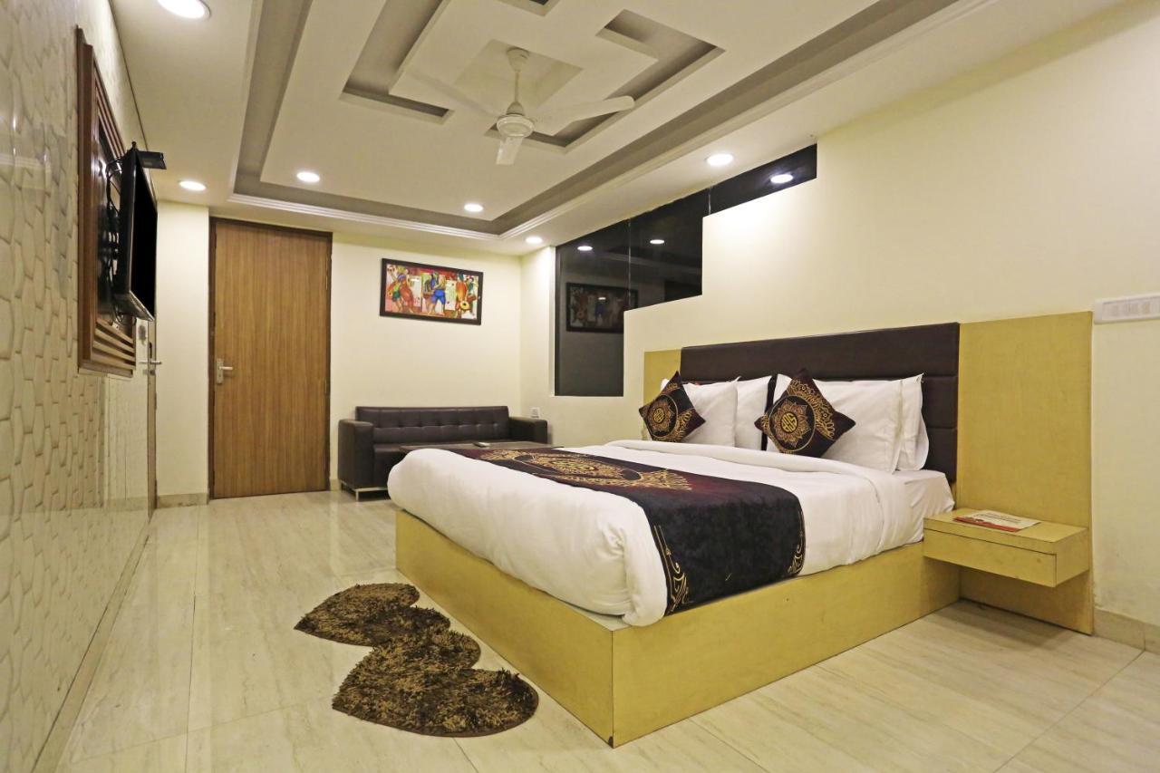 Hotel D'Capitol - Delhi Airport Νέο Δελχί Εξωτερικό φωτογραφία