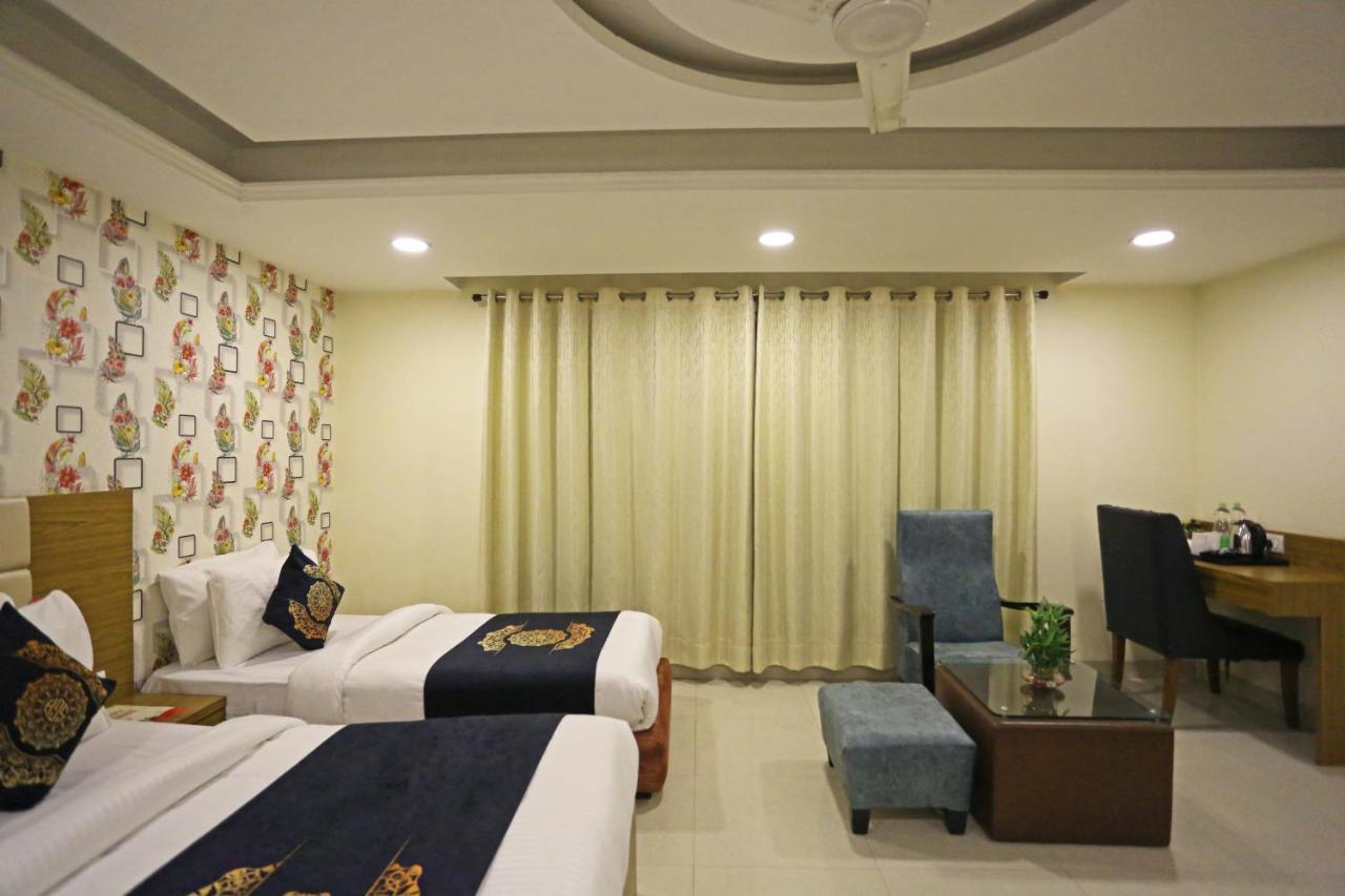 Hotel D'Capitol - Delhi Airport Νέο Δελχί Εξωτερικό φωτογραφία