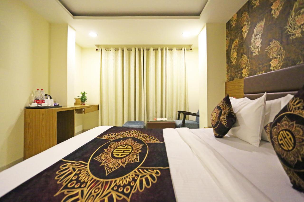 Hotel D'Capitol - Delhi Airport Νέο Δελχί Εξωτερικό φωτογραφία