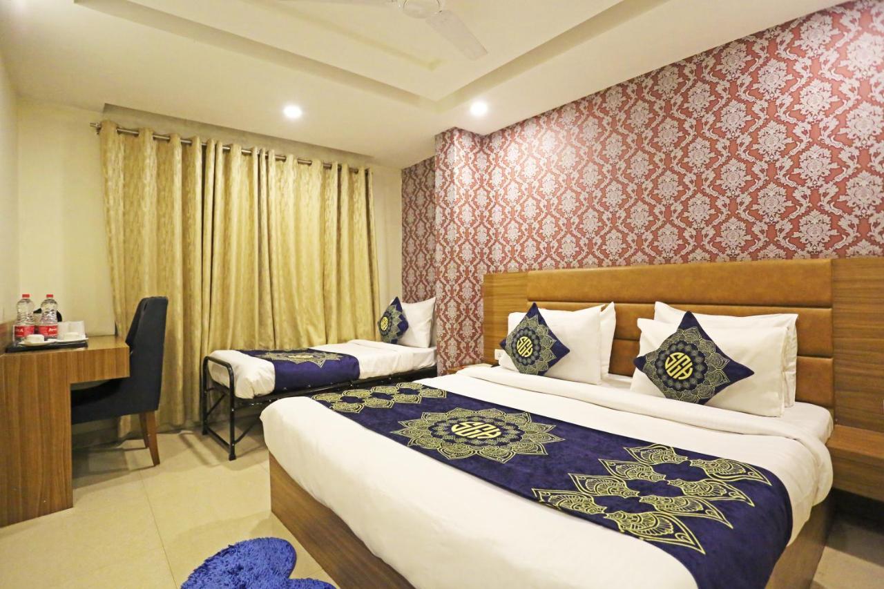 Hotel D'Capitol - Delhi Airport Νέο Δελχί Εξωτερικό φωτογραφία