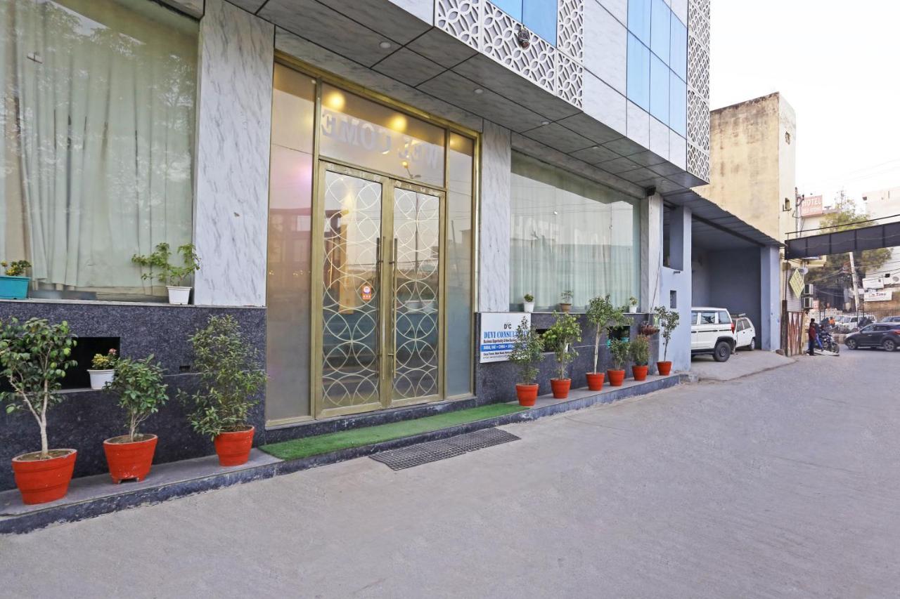 Hotel D'Capitol - Delhi Airport Νέο Δελχί Εξωτερικό φωτογραφία