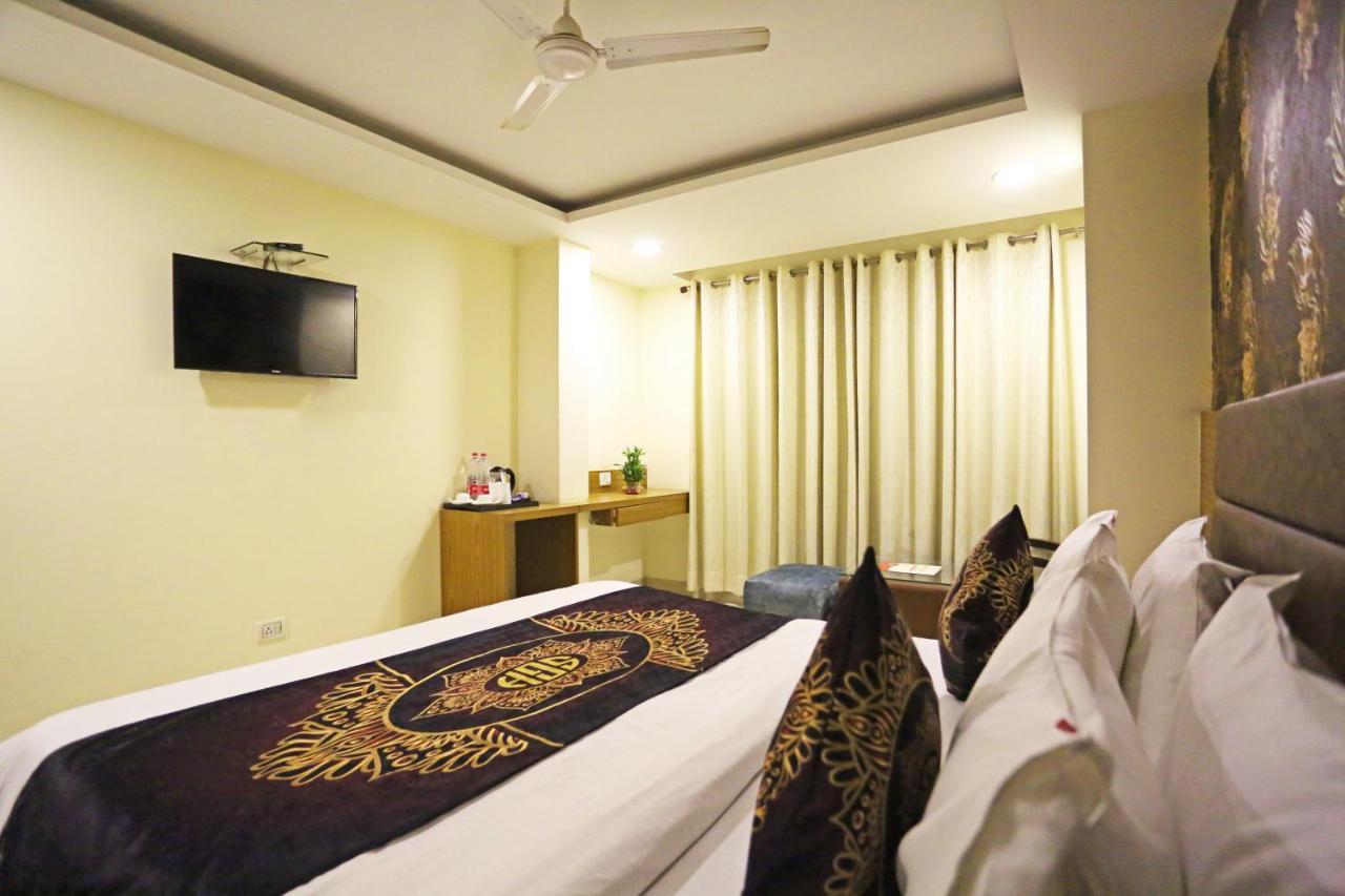 Hotel D'Capitol - Delhi Airport Νέο Δελχί Εξωτερικό φωτογραφία