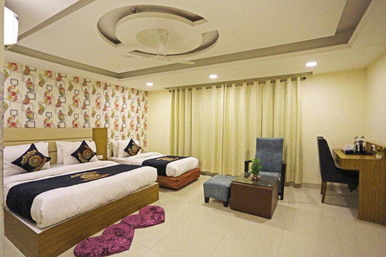 Hotel D'Capitol - Delhi Airport Νέο Δελχί Εξωτερικό φωτογραφία